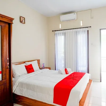 Reddoorz Near Mertasari Beach
